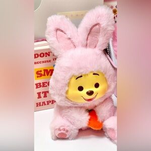 Winnie “Bunny Lapin”